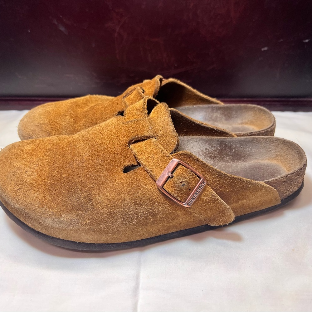 Boston Soft Footbed
Suede Leather - Mink M8 W10